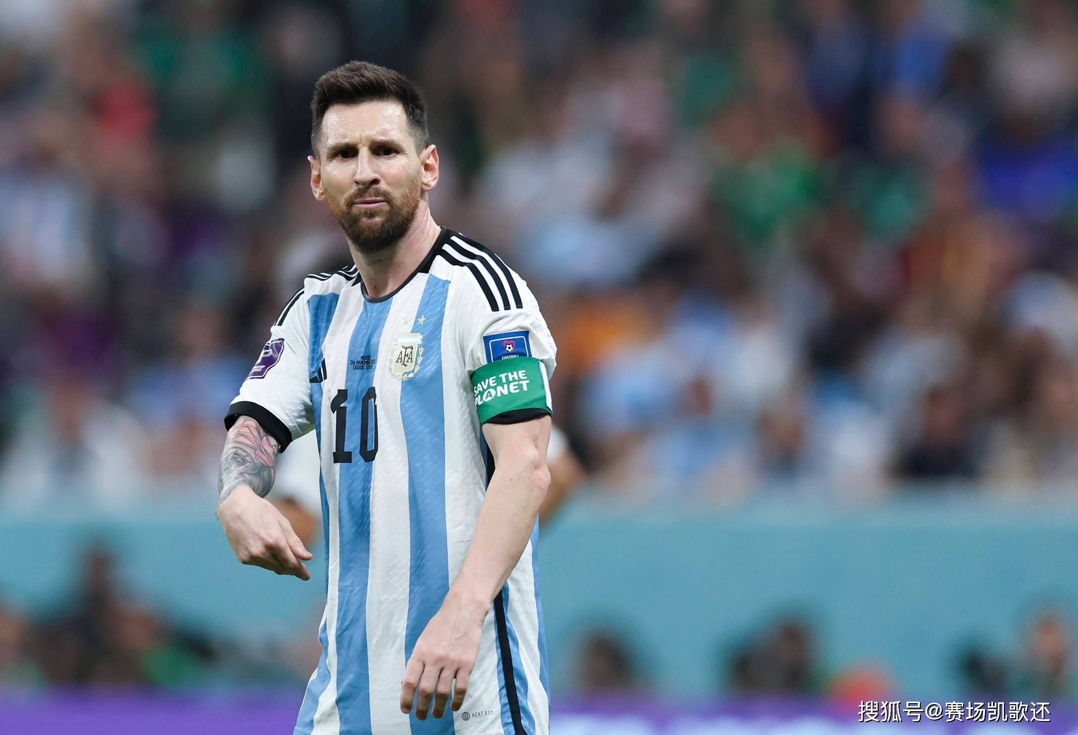 九游体育-梅西在SKT比赛中大比分获胜，表现优异引发热议！赛场气氛高涨的简单介绍
